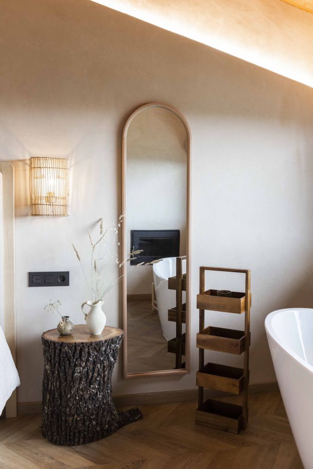 Finca Hotel Rural en Cáceres - Habitat Cigüeña Negra