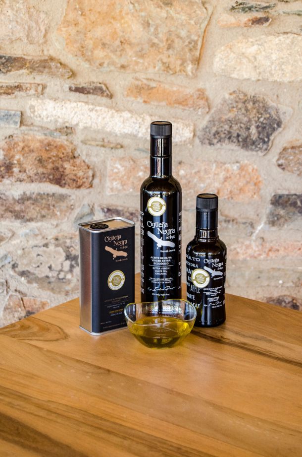 Finca Hotel Rural en Cáceres - Habitat Cigüeña Negra